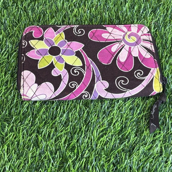 Vera Bradley Quilted Zip Wallet Brown Pink Floral Cotton Wristlet - Picture 2 of 10